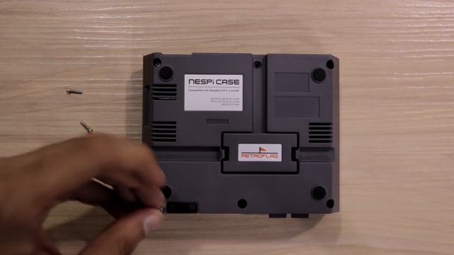 Going Retro | Building our own NES using the Asus Tinkerboard Timelapse (2/2) | bomberman gaemplay смотреть онлайн
