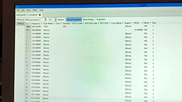 Tutorial Isi Frekuensi Baofeng T1 dari UHF menjadi VHF смотреть онлайн