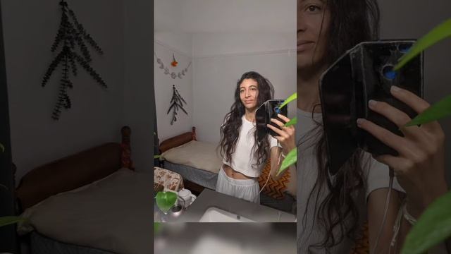 Shining the Light🕯️ смотреть онлайн