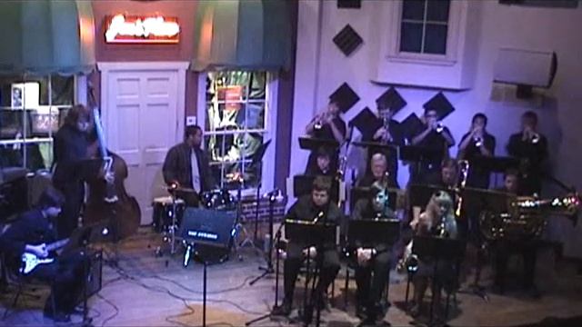 01-BLUE CHIP 11-18-2010 JAZZ LAB.wmv смотреть онлайн