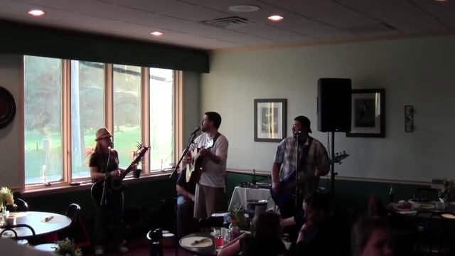 Get Back - She Came in Through the Bathroom Window Cover - Stone Jack Ballers - 4-17-2015 смотреть онлайн