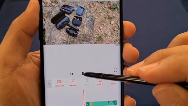 YouCut Video Editor - How To Use GiFs And Stickers (new Features) | No Watermark Video Editor