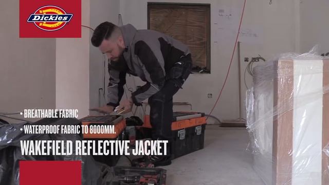 Dickies Workwear Real Trades: Tom Weaver in our Wakefield Reflective Soft Shell Jacket смотреть онлайн