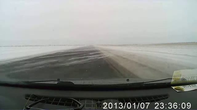 СНЕГ СМЕТАЕТ С ДОРОГИ-СЕГОДНЯ С ОРЕНБУРГА В САМАРУ ПУРГА смотреть онлайн