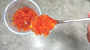 Как правильно солить ИКРУ горбуши ☆ Засолка красной икры