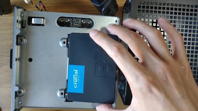 ASRock DeskMini A300の組み立て解説【組み立て編 #02】 смотреть онлайн