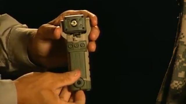 Energizer® Hard Case® Tactical® Second Generation 2AA Tactical Swivel Light. смотреть онлайн