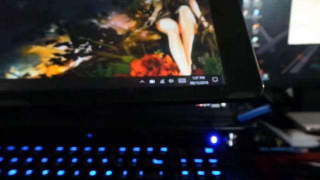 Edge Mini HD 7.85" on Windows 10 with Anniversary Update смотреть онлайн