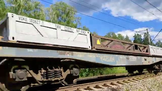 Железная дорога "Разноцветный!" ВЛ11-074/095 с грузовым поездом смотреть онлайн