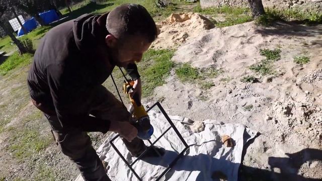 We Bought an Old Wrecked Abandoned Barn (& Found a Hidden Window!) смотреть онлайн