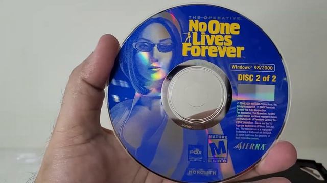 Unboxing - N.O.L.F aka The Operative : No One Lives Forever (PC) смотреть онлайн