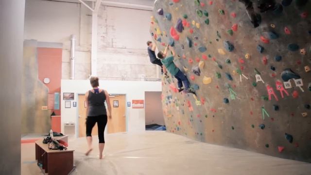 Rock Spot Climbing - Peace Dale смотреть онлайн