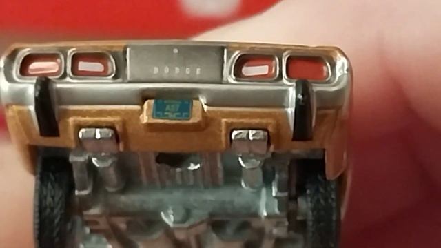 Unboxing Auto World 1974 Dodge Challenger Rallye смотреть онлайн