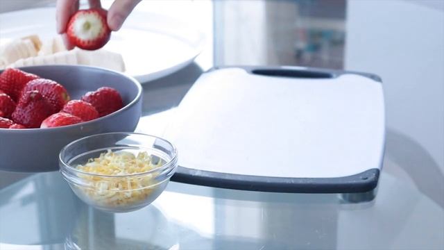 HOW TO MAKE STRAWBERRY PIE. STRAWBERRY BANANA PIE RECIPE смотреть онлайн