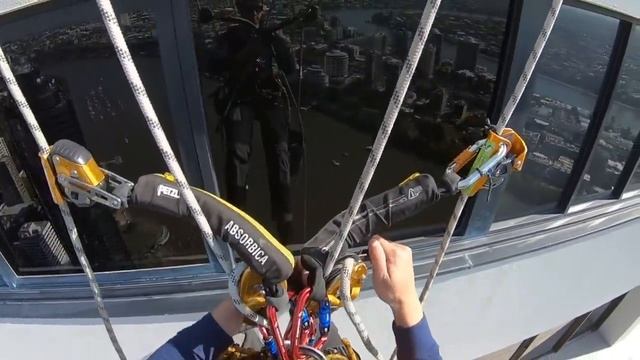 Rope Access Window Cleaning - Rope Transfer смотреть онлайн