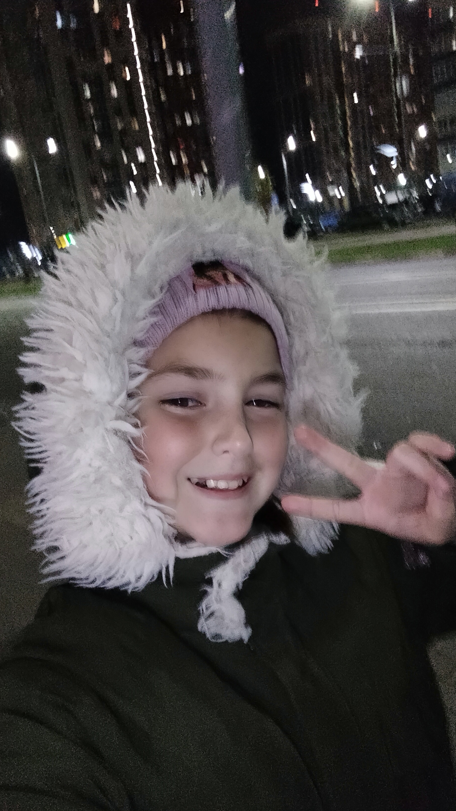 scene_output.mp4 смотреть онлайн