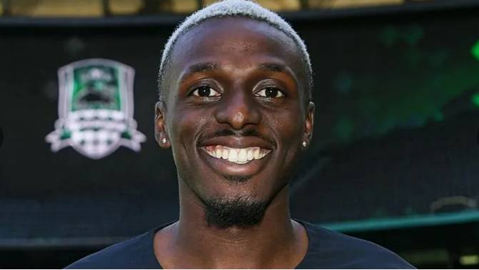 Жоау Батчи нападающий, помогающий команде добиваться результата смотреть онлайн