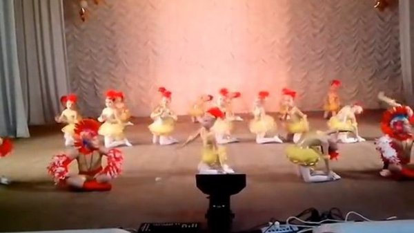 танец курочек