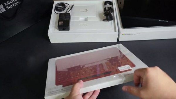 Microsoft Surface Pro 9 Unboxing