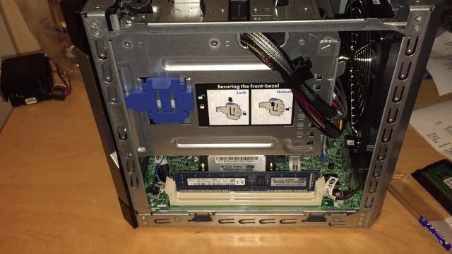 HP MicroServer G8 - Overview, Upgrade & Test смотреть онлайн