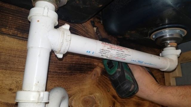 Tiny House Build-Kitchen Faucet смотреть онлайн