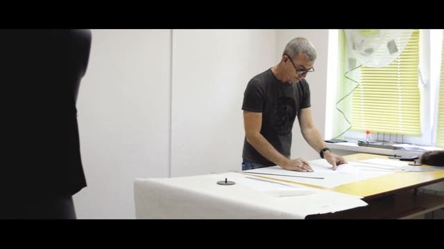 Школа-студия моды и кроя распахнула свои двери смотреть онлайн