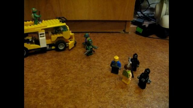 Черепашки ниндзя спасают Эйприл. stop motion tmnt lego смотреть онлайн
