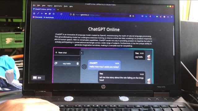 Windows 12 Concept48 distro beautiful and exceptional 64Bit DebianDD