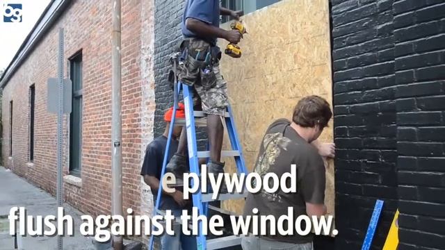 Duct tape won't cut it. Tips for boarding up your windows for hurricane protection смотреть онлайн