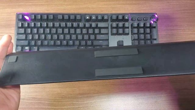Upgrade your gaming setup with the Razer Blackwidow V3 Pro wireless keyboard смотреть онлайн