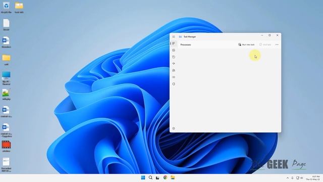 Taskbar Appears in Fullscreen during Youtube in Windows 11 смотреть онлайн