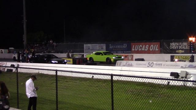 Tesla Model S P85D vs Dodge Challenger Hellcat 1/4 Mile Drag Racing Rematch смотреть онлайн