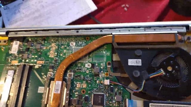 Asus Vivobook karbantartás és ventilátor tisztítás смотреть онлайн