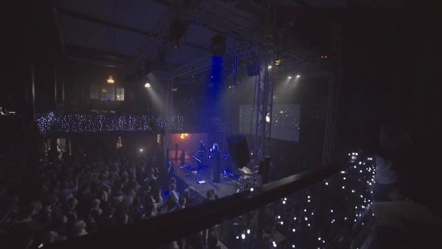 RACE TO SPACE - Back and Forth (live at Moscow Hall) смотреть онлайн