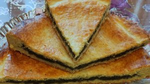 Пирог со щавелем на песочном тесте.