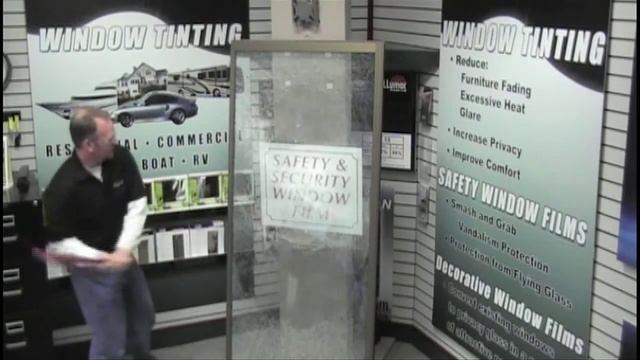 Window Break-MPEG-4 .mp4 смотреть онлайн