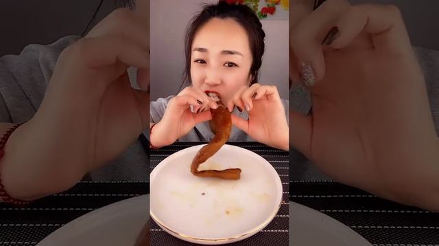 ruột chiên giòn giòn LIXIANG VLOG ASMR MUKBANG Large intestine head fragrant.대장 머리 향기 #628 смотреть онлайн