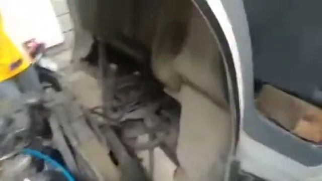 Repair Compressor Leak Problem Freezer Van Isuzu Truck 4JJ1 2017 Model смотреть онлайн