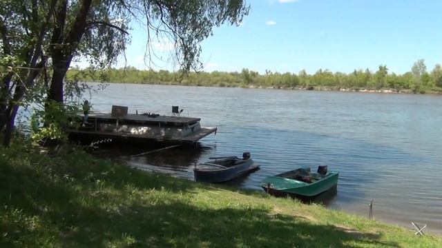 A Day in the Life of a Russian Family On Vacation in Rural Russia смотреть онлайн