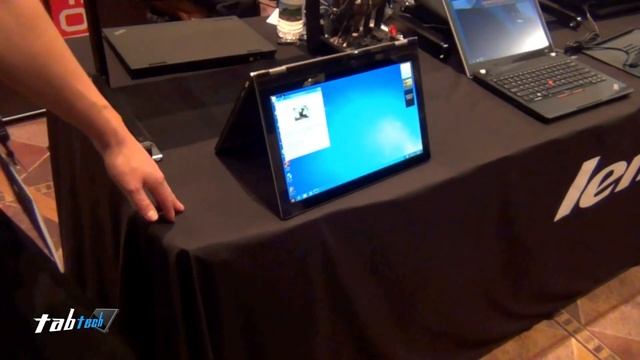 Lenovo IdeaPad Yoga with Windows 8 preview and Hands On @ CES 2012 смотреть онлайн