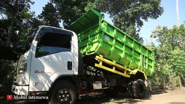 TUTORIAL NGEDUMP CARA NAIK DAN TURUNKAN BAK DUMP TRUCK DI ISUZU ELF NMR 71 HD смотреть онлайн
