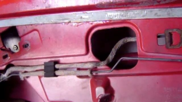 How to Replace Window Regulator Unit on a 1994 Firebird Trans Am Convertible смотреть онлайн