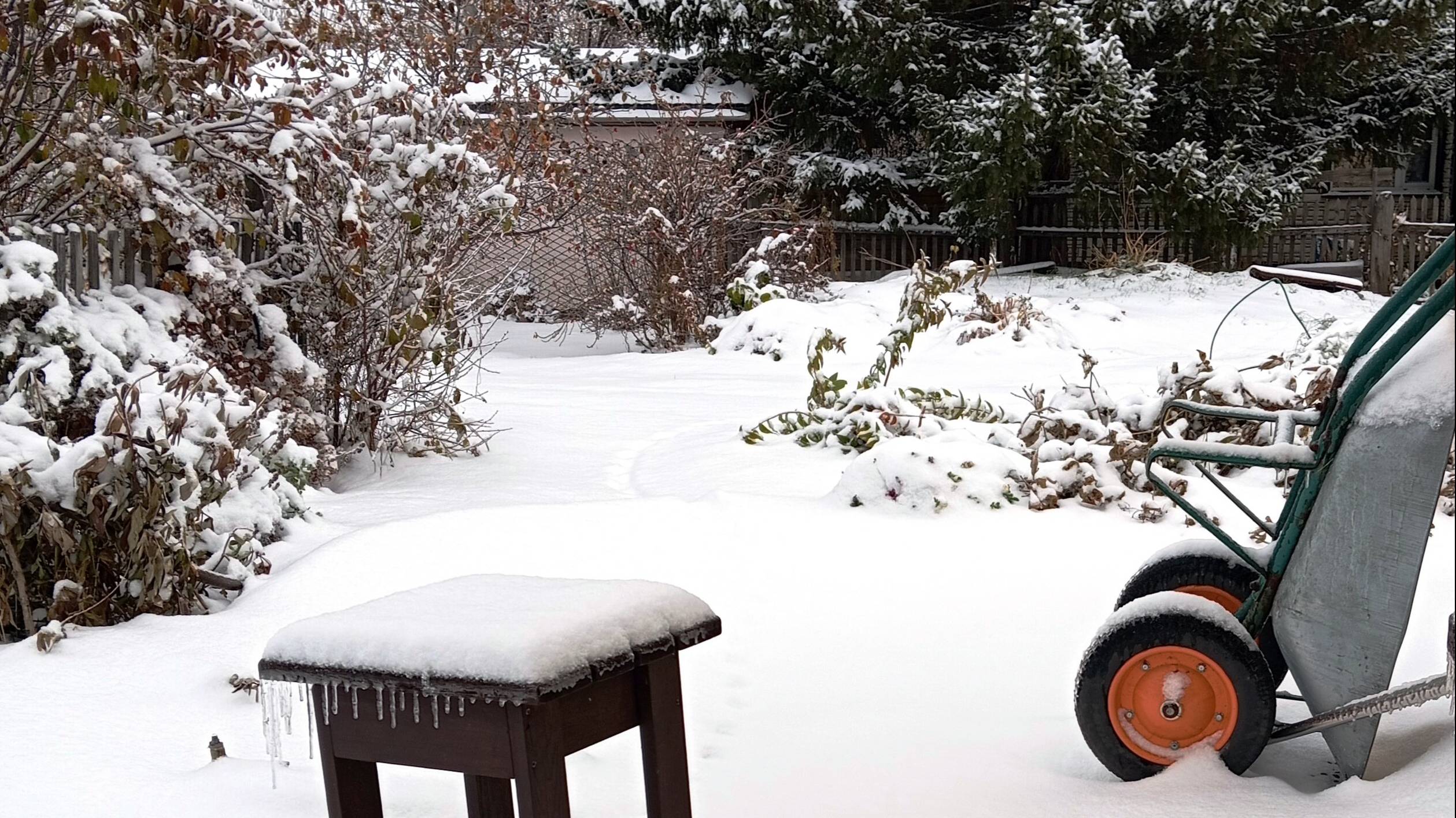 Снег в октябре смотреть онлайн
