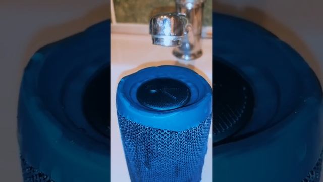 JBL FLIP 5 WATER FLOW смотреть онлайн