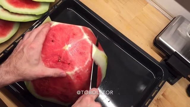 КАК НАРЕЗАТЬ АРБУЗ НА СТОЛ / НАРЕЗКА АРБУЗА / ЛУЧШИЙ СПОСОБ смотреть онлайн