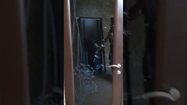 Установленная мной дверь много лет назад , стоит и чувствует себя отлично !!! смотреть онлайн