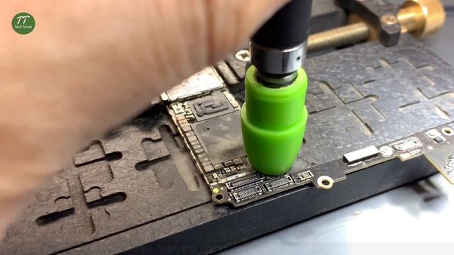 iPhone 7 Plus Water Damage / No Power Full Shorted Repair Tutorial | Tech Tomer смотреть онлайн