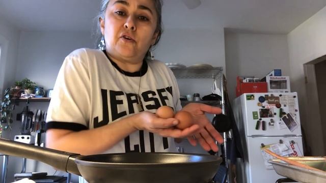 Hi, Gabbers! Welcome to Gaby's Kitchen @gabymelian. Easy Marble eggs | Gaby's Kitchen смотреть онлайн