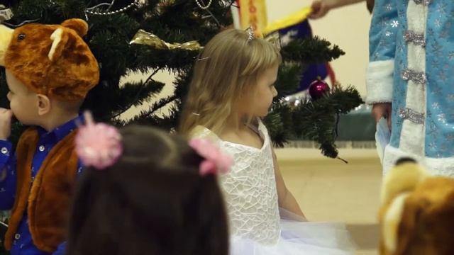 Новогодний утренник в детском саду смотреть онлайн