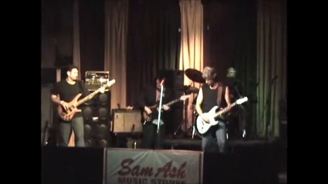 Jack Michaels Band Off the Rails.wmv смотреть онлайн